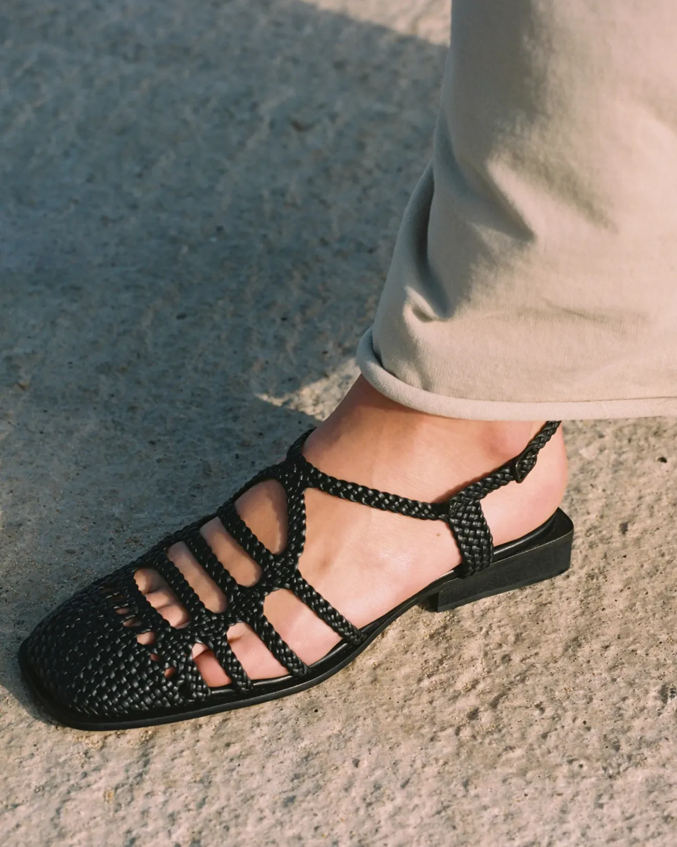 Barana>Hereu Studio Outlet