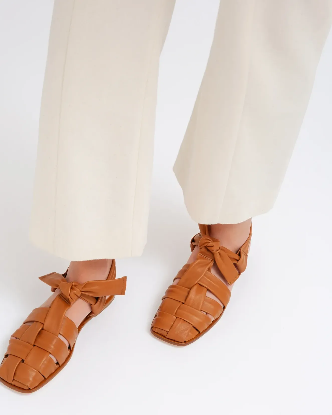 Bena>Hereu Studio Sale