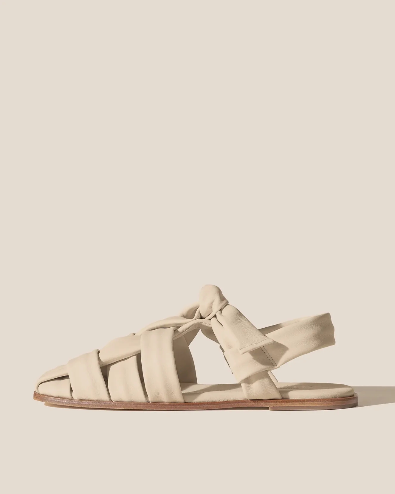 Bena>Hereu Studio Outlet