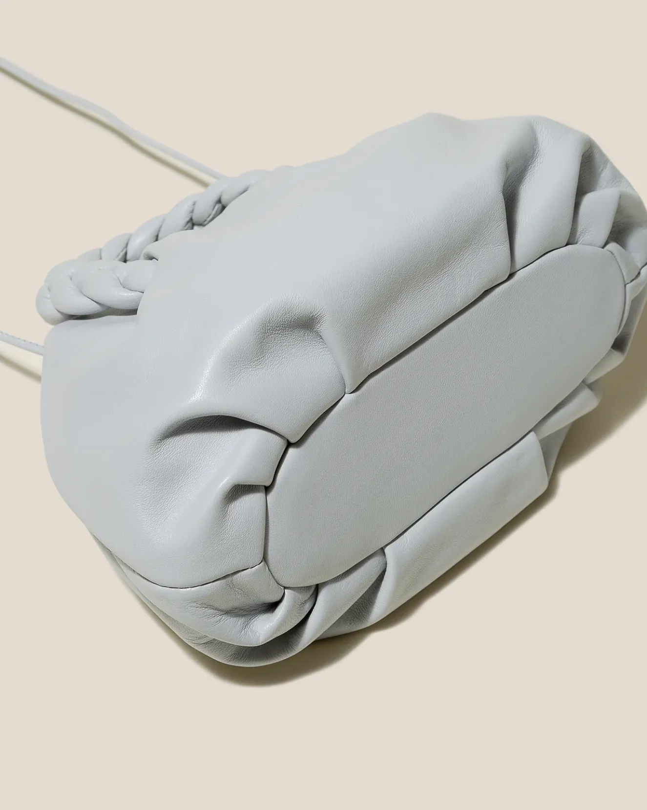 Bombon>Hereu Studio Outlet