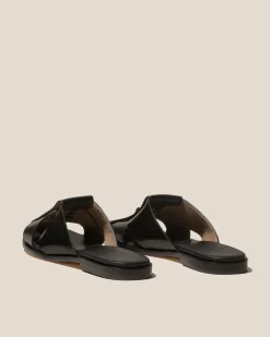 Corema><noscript><img width=