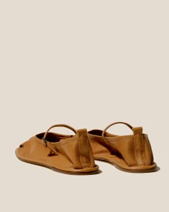 Dansa Supple Shiny><noscript><img width=