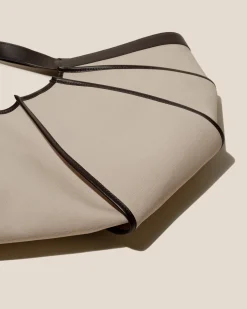 Delta>Hereu Studio Shop