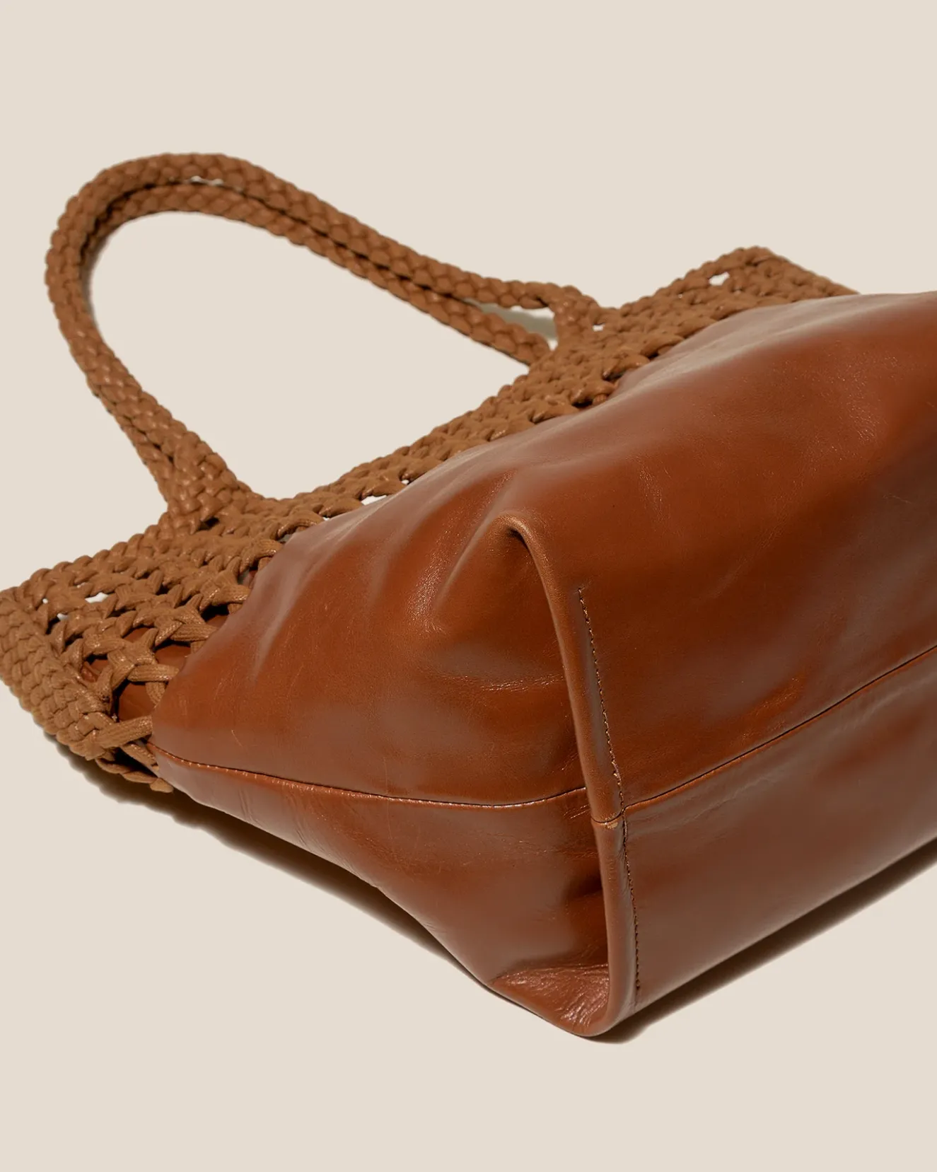 Elma>Hereu Studio Online