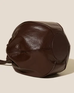 Globul Distressed><noscript><img width=