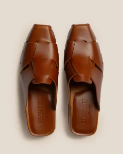 Licia><noscript><img width=