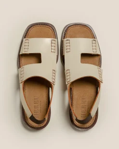 Llaut Square><noscript><img width=