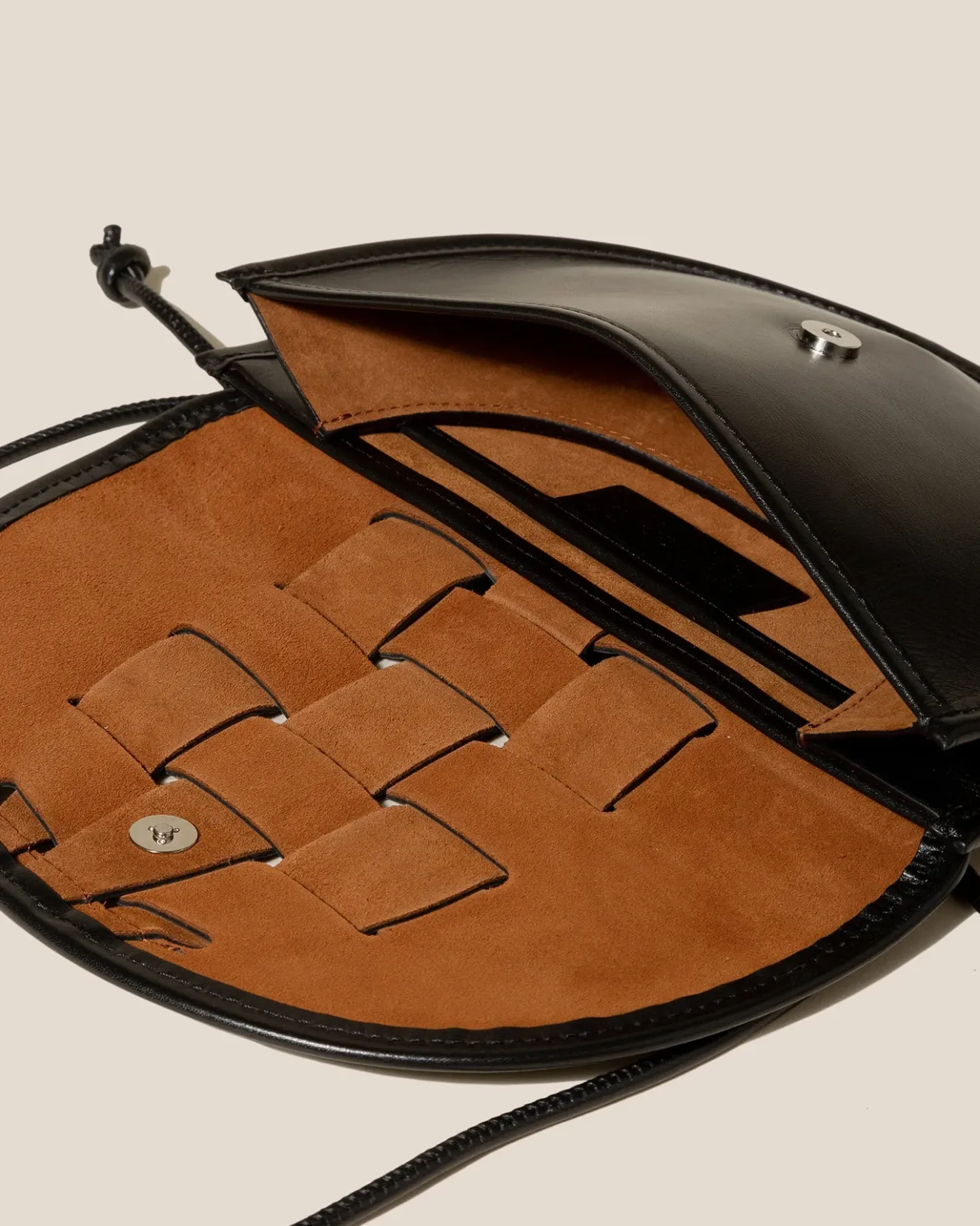 Lluna Nova>Hereu Studio New